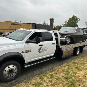 Rapid Roadside Runner - Classic vehicle tow - Towing Near Me - Seattle, Washington Rapid Roadside Runner - Classic vehicle tow - Towing Near Me - Seattle, Washington