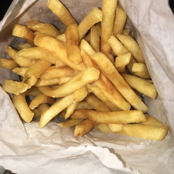 Tom's - Fries were perfectly crisp! (But ask for salt!) - Burgers Near Me - Lompoc, California