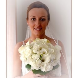The Floral Gardens - The Floral Gardens White Bouquet