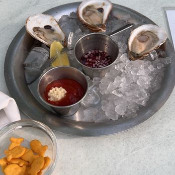 Hank’s Oyster Bar, Dupont Circle - Oysters! - Seafood Near Me - Washington, DC, District of Columbia Hank’s Oyster Bar, Dupont Circle - Oysters! - Seafood Near Me - Washington, DC, District of Columbia