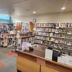 The Rancho Mirage Book Nook