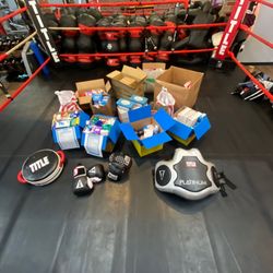TITLE Boxing Club - Ukraine donations!