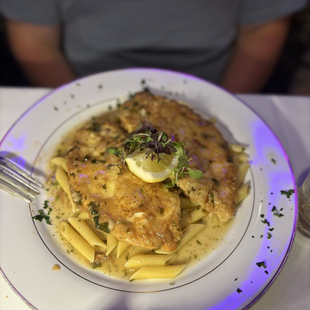 Brunello Italian Kitchen - Chicken Franchise - Italian Near Me - Deer Park, New York Brunello Italian Kitchen - Chicken Franchise - Italian Near Me - Deer Park, New York