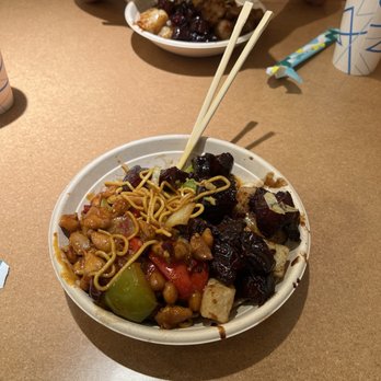 Tigawok - Kung Pao Chicken & Braised Pork Belly - Chinese Near Me - Irvine, California Tigawok - Kung Pao Chicken & Braised Pork Belly - Chinese Near Me - Irvine, California