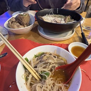 Binge Vietnamese Fusion - Beefy Pho - Vietnamese Near Me - Stockton, California Binge Vietnamese Fusion - Beefy Pho - Vietnamese Near Me - Stockton, California