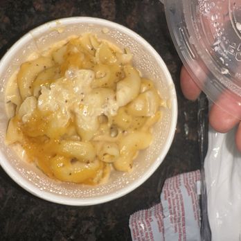 Fixins Soul Kitchen - lol......container not even full but the cost is (mac n Chz) - Soul Food Near Me - Los Angeles, California Fixins Soul Kitchen - lol......container not even full but the cost is (mac n Chz) - Soul Food Near Me - Los Angeles, California
