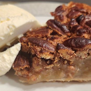 Texas Pie Guy - Friendswood Pie Company - Smoked Pecan Pie pairing - Bakeries Near Me