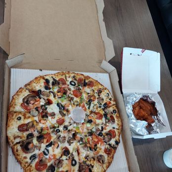 Mountain Mike's Pizza - Snowy Alps & Frank's RedHot Buffalo Wings - Pizza Near Me - Chandler, Arizona