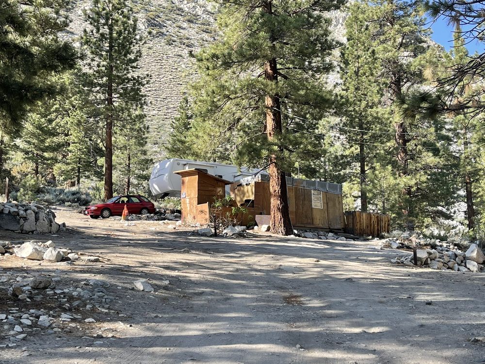 GLACIER LODGE Updated October 2024 31 Photos & 47 Reviews 100 Glacier Lodge Rd, Big Pine