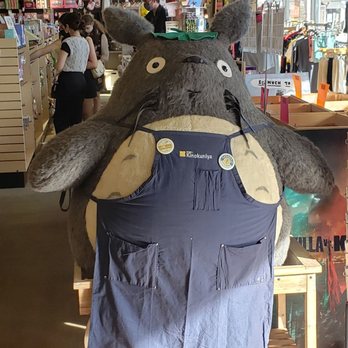 Kinokuniya - Bookstores Near Me - Austin, Texas