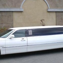 R J K's Limousine Service