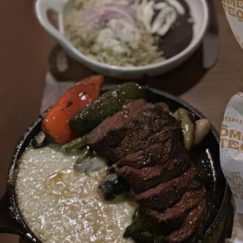 Ometeo - Fajitas de res - Tex-Mex Near Me - Tysons, Virginia Ometeo - Fajitas de res - Tex-Mex Near Me - Tysons, Virginia
