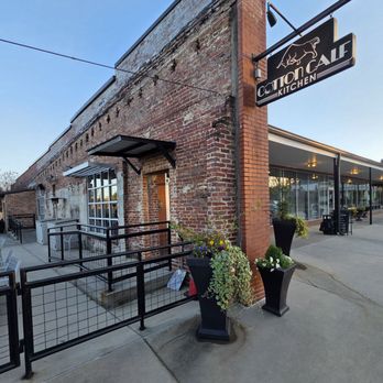 Cotton Calf Kitchen - New American Near Me - Braselton, Georgia