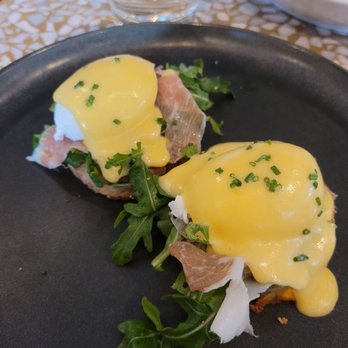 Manhattan Beach Post - Eggs benedict - New American Near Me - Manhattan Beach, California Manhattan Beach Post - Eggs benedict - New American Near Me - Manhattan Beach, California