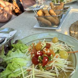 Dolci Thai Bistro - Papaya salad