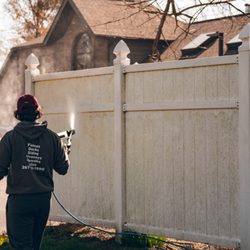 Petra Power - Fence cleaning