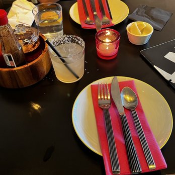 LMNO - Table setting - Mexican Near Me - Philadelphia, Pennsylvania