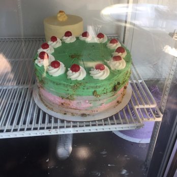 Jennivee’s Bakery - Spumoni cake - Desserts Near Me - Chicago, Illinois