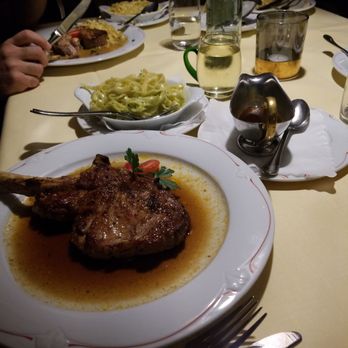Hotel Beurener Hof - This is the beef chop included in the menu. You also get pasta with it, and a little bit of sauce. The food delicious. - Hotels Near Me - Beuren, BW