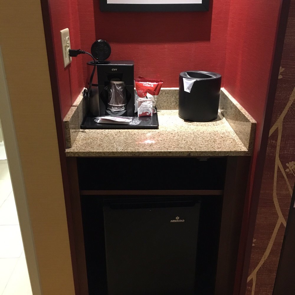 Courtyard by Marriott West Orange - Coffee machine, ice bucket & mini-fridge in room - Hotels Near Me - West Orange, New Jersey Courtyard by Marriott West Orange - Coffee machine, ice bucket & mini-fridge in room - Hotels Near Me - West Orange, New Jersey
