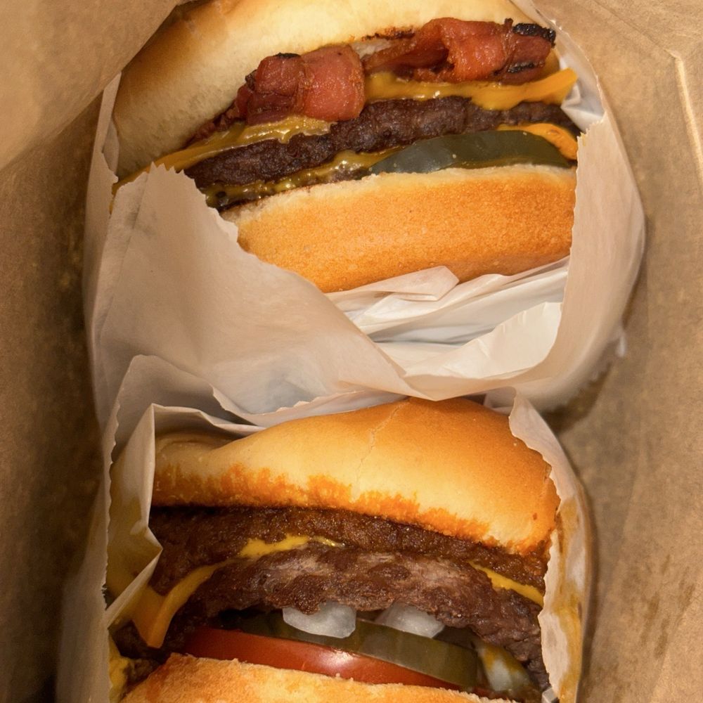 Willie's Burgers - Hammer 2 and Slammer Cc - Burgers Near Me - Sacramento, California Willie's Burgers - Hammer 2 and Slammer Cc - Burgers Near Me - Sacramento, California