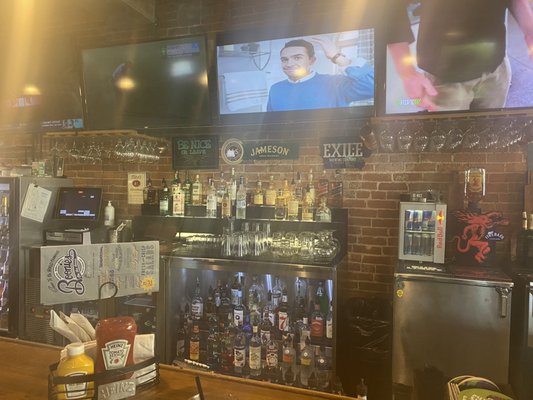 Boonie's On the Avenue by null