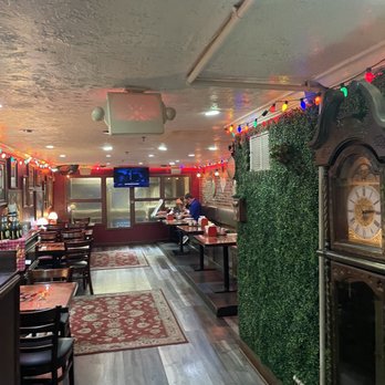 Gitto's Pizza - Pizza Near Me - Orlando, Florida