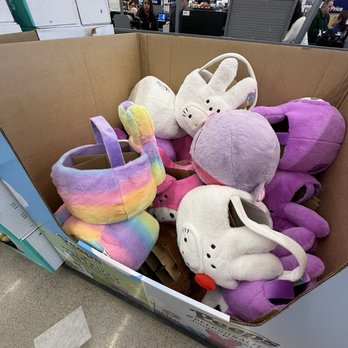 Walmart - Cute baskets - Department Stores Near Me - North Reading, Massachusetts