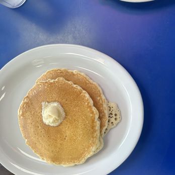 Bob & Edith's Diner - Springfield - Golden Brown Hot Cakes - American Near Me - Springfield, Virginia