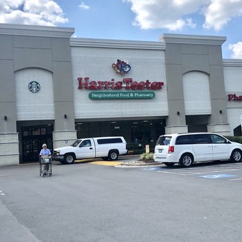Harris Teeter - Outside - Grocery Near Me - Raleigh, North Carolina Harris Teeter - Outside - Grocery Near Me - Raleigh, North Carolina