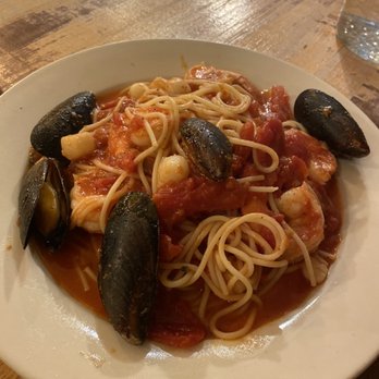 Bottega di Capri - Italian Near Me - Brookline, Massachusetts