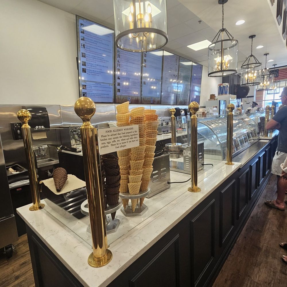 Brooker's Founding Flavors - Ice Cream & Frozen Yogurt Near Me - Chandler, Arizona