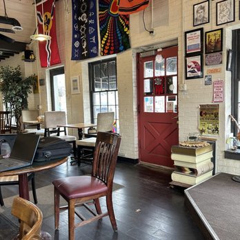 Webster Groves Garden Cafe - Inside! - Coffee & Tea Near Me - Webster Groves, Missouri