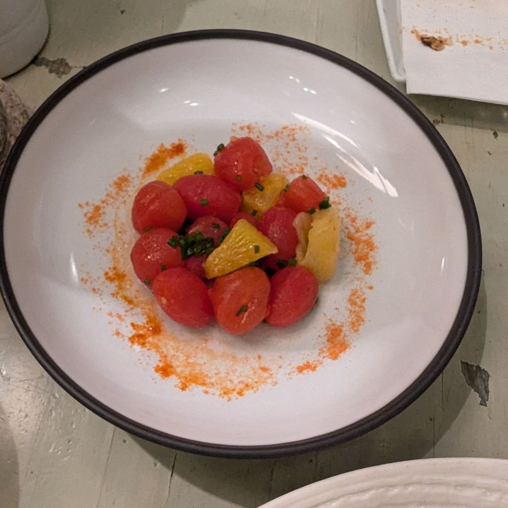 Divinis - Tomato salad served with entree - Italian Near Me - Prague, Puerto Rico