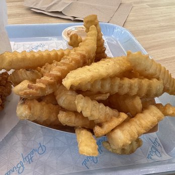 Pretty Bird - Crinkle cut fries - Fast Food Near Me - Midvale, Utah