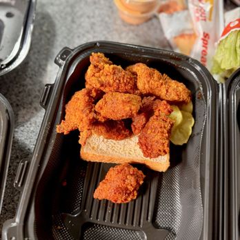 Dave's Hot Chicken - Chicken Shop Near Me - Santa Ana, California Dave's Hot Chicken - Chicken Shop Near Me - Santa Ana, California