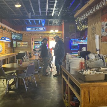 Buffalo Bill's Bar & Grill - Sports Bars Near Me - Oakley, Kansas Buffalo Bill's Bar & Grill - Sports Bars Near Me - Oakley, Kansas