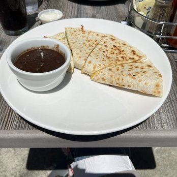 Cafe M - chicken quesadilla & black beans. - Breakfast & Brunch Near Me - Berkeley, California Cafe M - chicken quesadilla & black beans. - Breakfast & Brunch Near Me - Berkeley, California