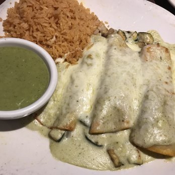 Dos Salsas - Georgetown - Vegetarian Enchiladas. - Mexican Near Me - Georgetown, Texas Dos Salsas - Georgetown - Vegetarian Enchiladas. - Mexican Near Me - Georgetown, Texas