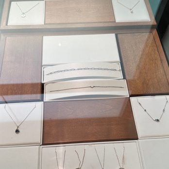 Brilliant Earth - Necklaces - Jewelry Near Me - Washington, DC, District of Columbia
