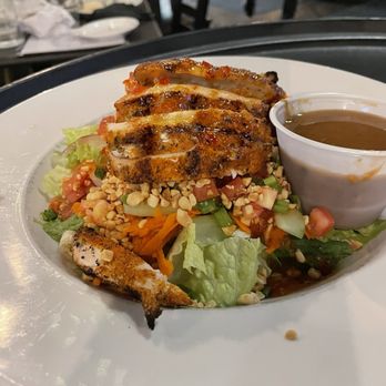 Binkleys Kitchen & Bar - Thai chicken salad - American Near Me - Indianapolis, Indiana