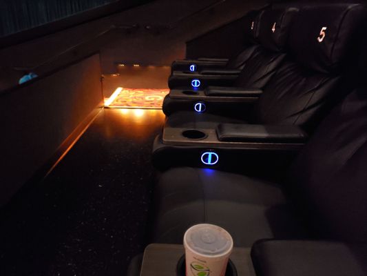 Cinemark Century Daly City 20 XD and IMAX by null