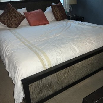 Legacy Consignment Center - Don't you love the waffle footboard? - Used, Vintage & Consignment Near Me - Long Beach, California