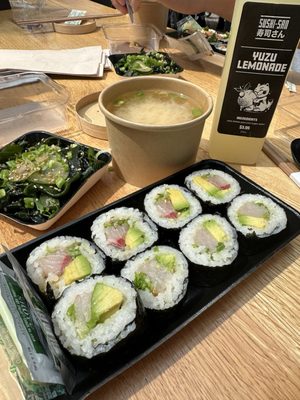 Sushi San Willis Tower by null