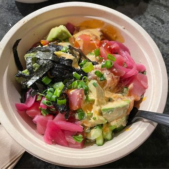 Green Tomato Grill - Spicy Poke Bowl - New American Near Me - Orange, California