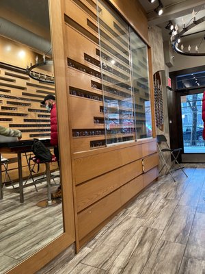 Eyes on Second by null