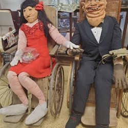 Old Cranks Museum - Gotta love the owner sense of humor.