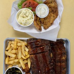 Sooey's BBQ & Rib Shack