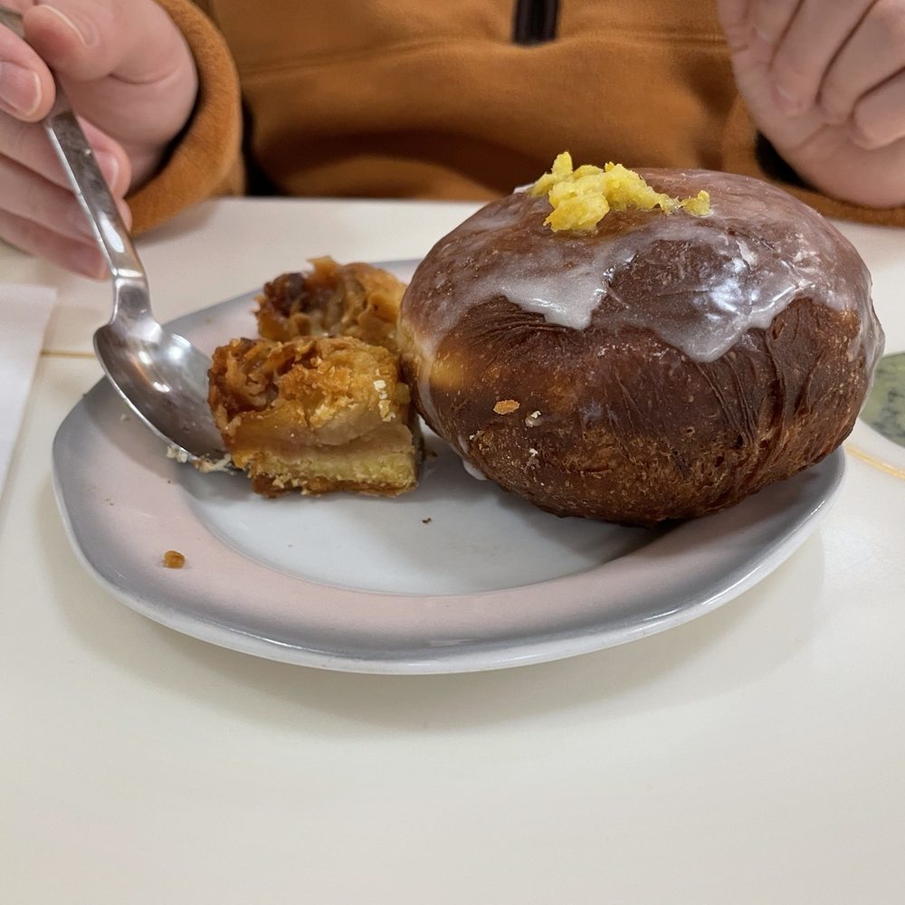 Polish Paczki Cafe - Donut and apple pie - Cafes Near Me - Chicago, Illinois Polish Paczki Cafe - Donut and apple pie - Cafes Near Me - Chicago, Illinois