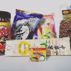 Golden Dragon Asian Market - Had to holds myself back from buying one of everything! Seaweed, bubble tea, pho and tapioca!